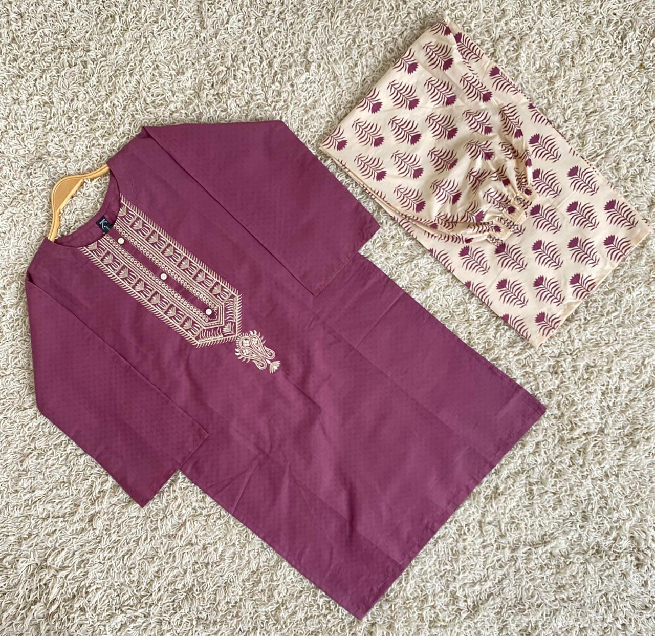 Lawn Embroidered 2-Piece Suit